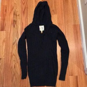 American Eagle hooded sweater